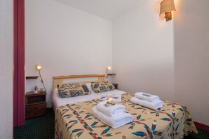 2 dormitorios y ropa de cama