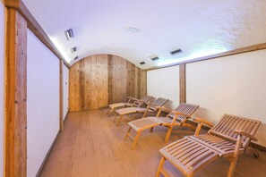 Interior - Rododendro, Livigno, Italy (Livigno)