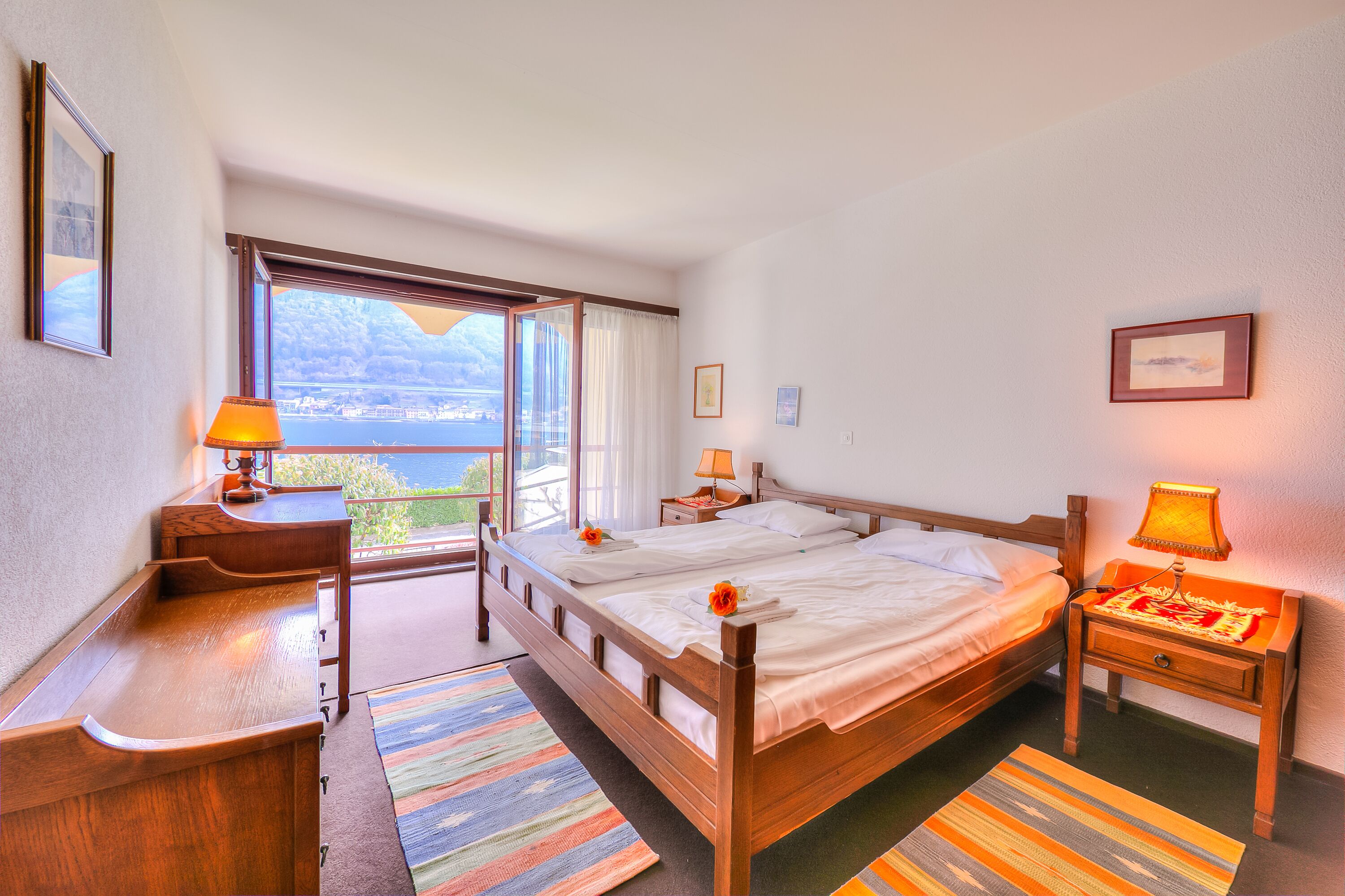 1 chambre, fer et planche à repasser, accès Internet, draps fournis