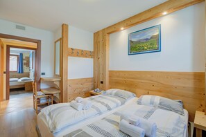 2 bedrooms, free WiFi, bed sheets