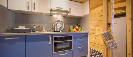 冰箱、烤箱、炉灶、洗碗机