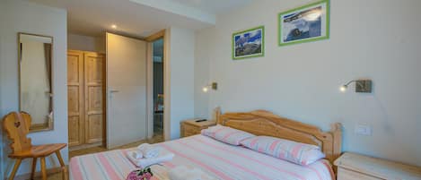 1 chambre, Wi-Fi gratuit, draps fournis