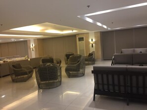 Lobby sitting area - MaxStays Max View at Breeze Residences (Pasay)