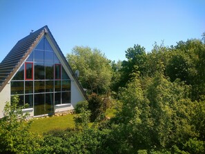 Exterior - Finnhaus 200m from the Baltic Sea coast, sea view to Hiddensee + Moen, free WLAN (Dranske)