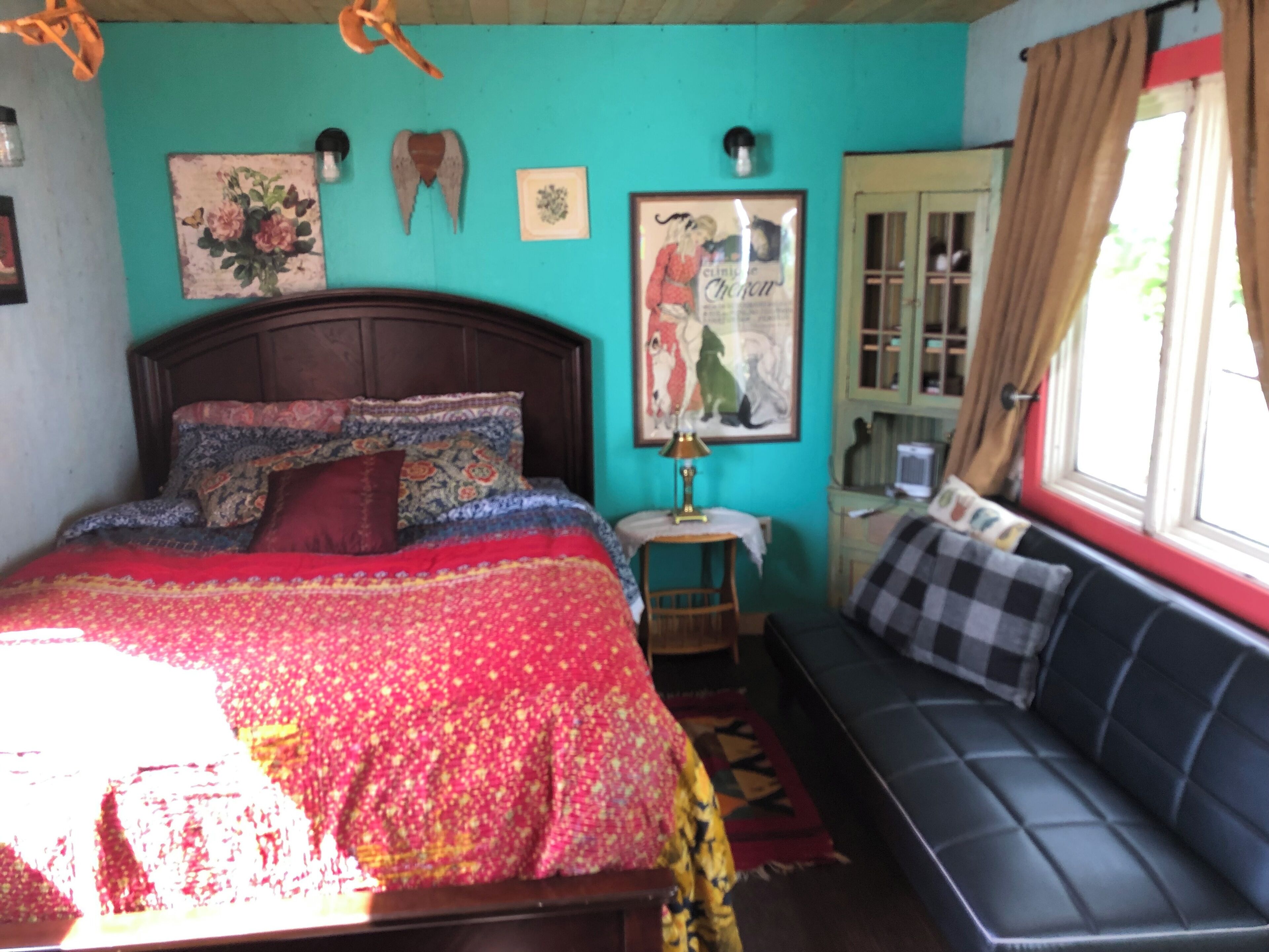 Egyptian cotton sheets, premium bedding, down duvets