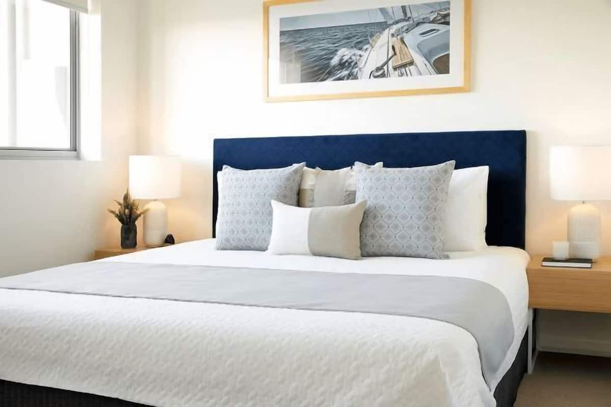 2 bedrooms, desk, iron/ironing board, free WiFi