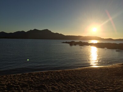 Villa 300 M2, Swimming pool, close to the beach on foot, Saint-Florent, Haute Corse