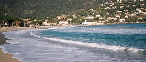 Ubicación cercana a la playa