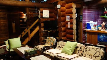 Private Log Cabin | Living room | Flat-screen TV