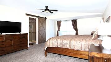 3 bedrooms, iron/ironing board, free WiFi, bed sheets