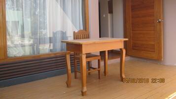 Suite | Minibar, in-room safe, rollaway beds, free WiFi