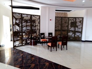 Lobby sitting area - Elysian Resort (Nairobi)