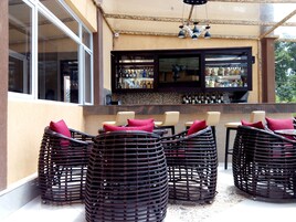 Bar (en la propiedad)