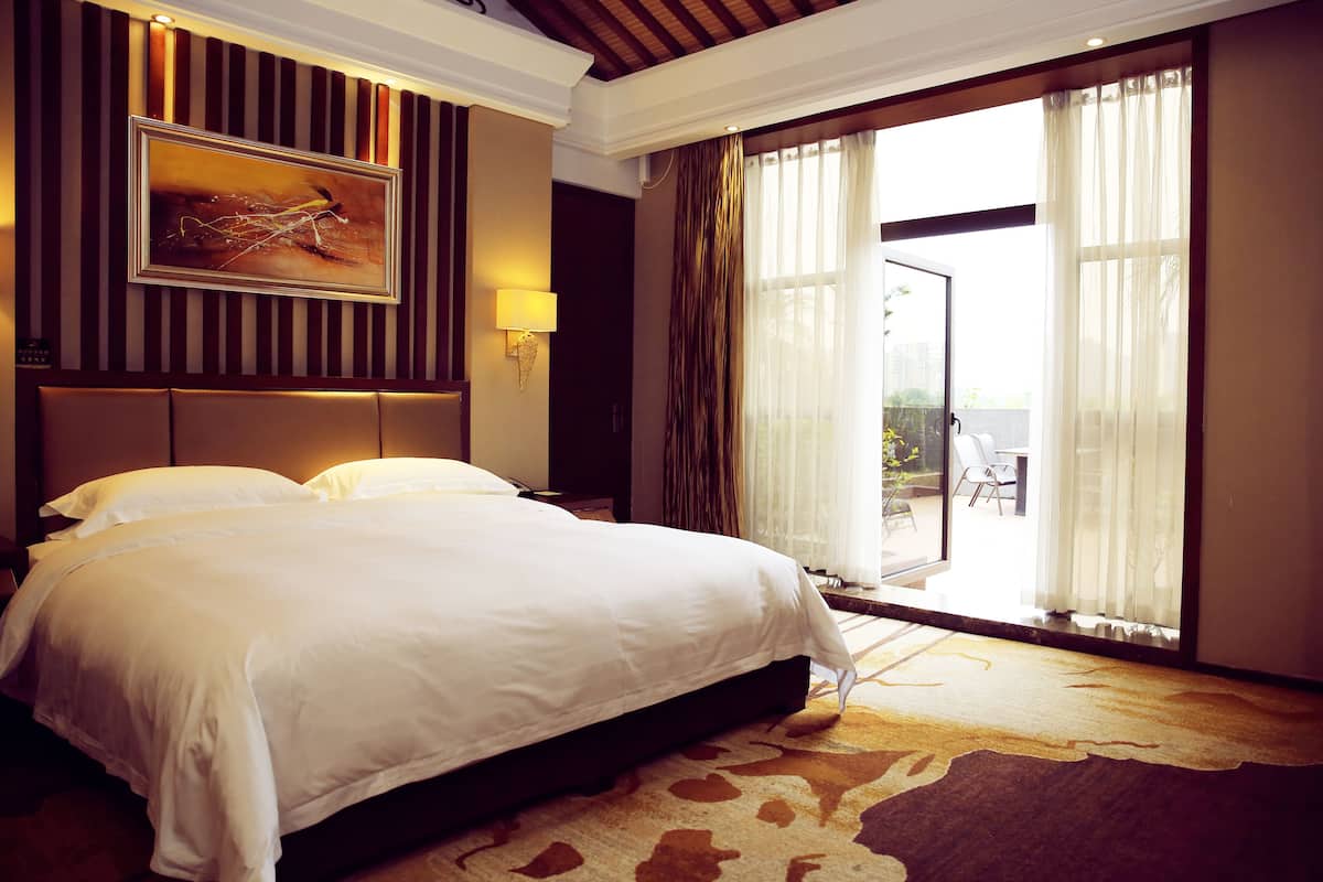 Superior Double Room, Balcony | In-room safe, desk, blackout curtains, free WiFi