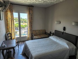 高级双人房, 1 间卧室, 无烟房, 空调 | 防过敏的被褥、特色装修、办公桌、遮光窗帘