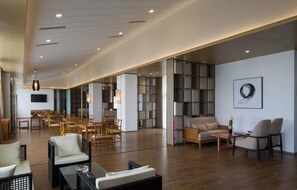 Coin salon dans le hall