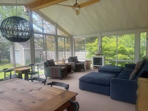Smart TV, DVD player, books, video library - 'Rustic Refined Retreat’ Lakeside Home - Walk to Everything!  (New Buffalo)