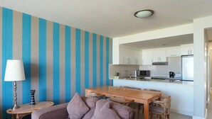 Deluxe Apartment, 3 Bedrooms - Dolphin Beach H103 (Cape Town)