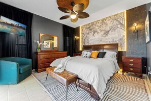 4 dormitoris, caixa forta a l'habitació i planxa i posts de planxar 