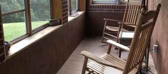 Mountain View Bed & Breakfast...Fresh air, and a Relaxing time in  the mountains