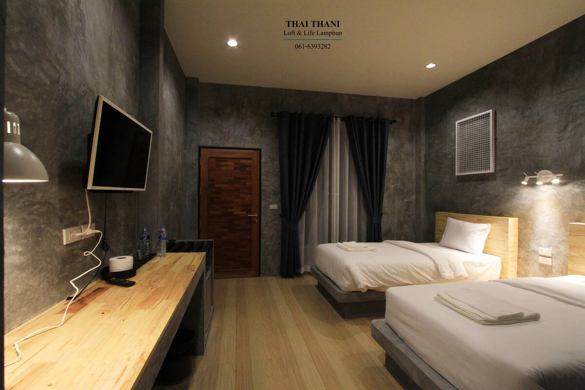 Superior Twin Room with Garden View | 高級寝具、デスク、WiFi (無料)