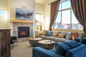 Smart TV, fireplace, DVD player