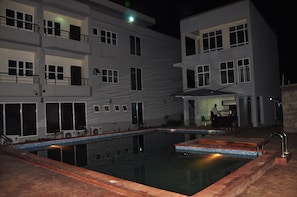 Front of property - evening/night - Grand Bank Link Hotel (Ota)