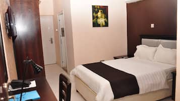 Standard Room | Desk, laptop workspace, free WiFi, bed sheets