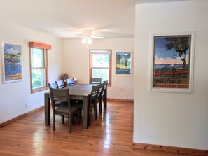 Dining - Rare Private Heated Pool w/in 1.5 Blocks to the Beach! (Gary)