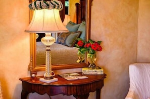 2 bedrooms, free internet