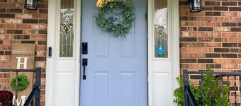 Beach Family Time Enjoy The Backyard Pool And Sunroom