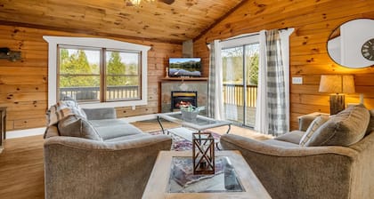 Ridge View Cabin "Home Away From Home" 2. 7 Meilen von TIEC