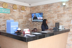 Lobby - Josto's Place (Abuja)