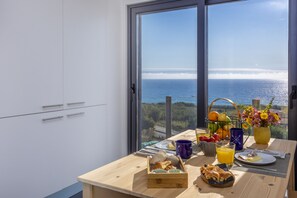 Superior Apartment, 3 Bedrooms, Ocean View | In-room safe, desk, blackout drapes, soundproofing
