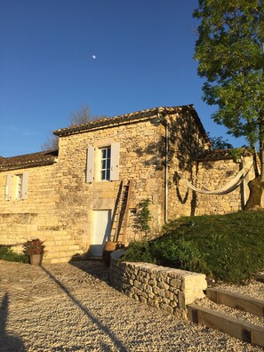 Exterior - Maison Forte (Montcuq-en-Quercy-Blanc)