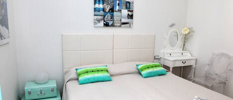 Literie hypoallergénique, couette en duvet d'oie, surmatelas