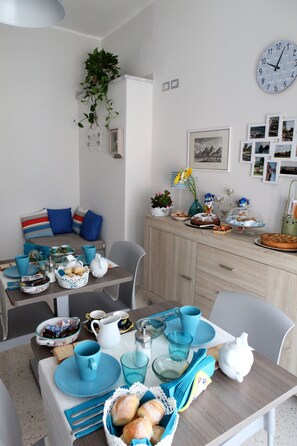 Daily continental breakfast for a fee - B&B Palazzo Scaramella (Salerno)