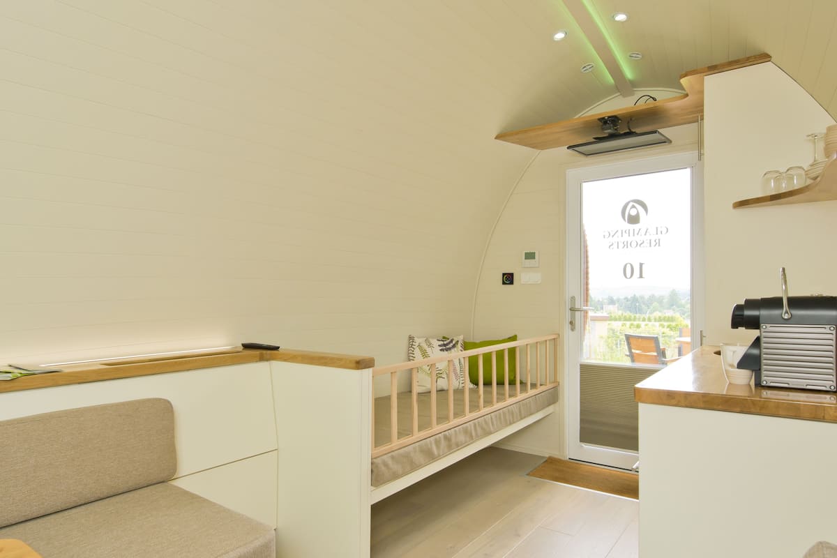 triple room | in-room safe, soundproofing, free wifi, bed sheets