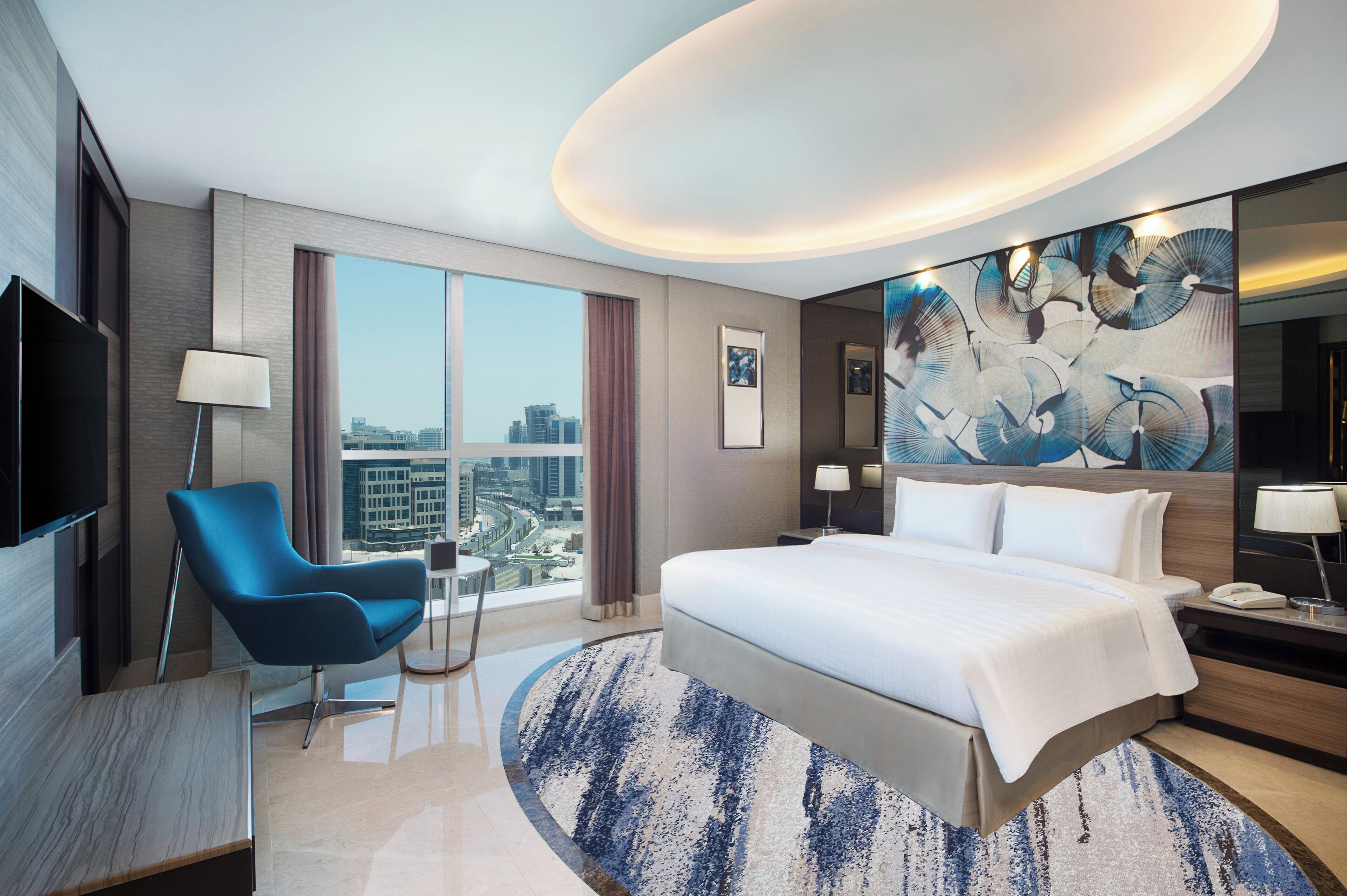 Minibar, safe på rommet og individuelt innredet