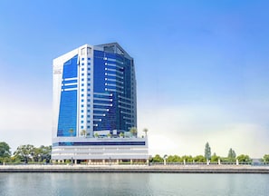 Exterior - Grand Mercure Business Bay (Dubai)