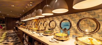 Holiday Inn Express DaoCheng Yading