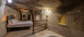Konak Bezirhane Cave Otel