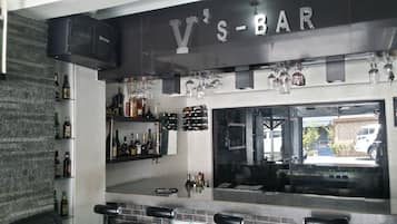 Bar (en la propiedad)