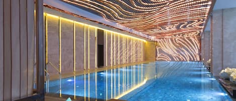 Piscine couverte