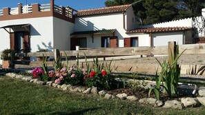 Exterior - Serra E Mesu (Bosa)