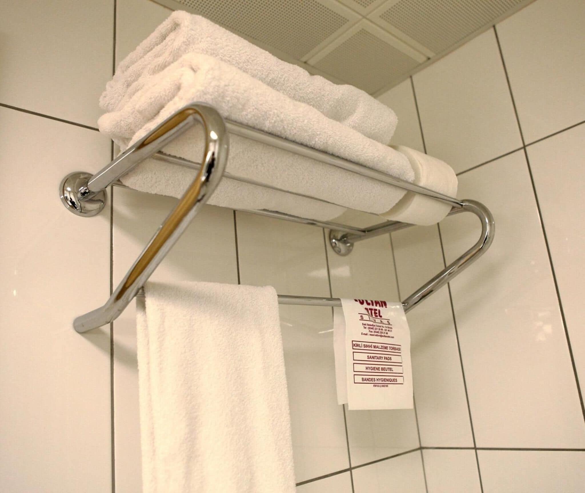 shower, rainfall showerhead, free toiletries, hair dryer