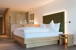 Junior Studio, 1 Double Bed, Patio