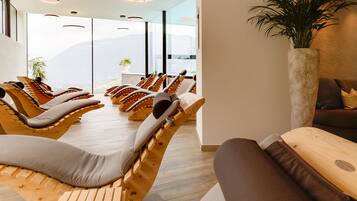 Sportmassagen, 1 Behandlungsraum, Massageanwendungen