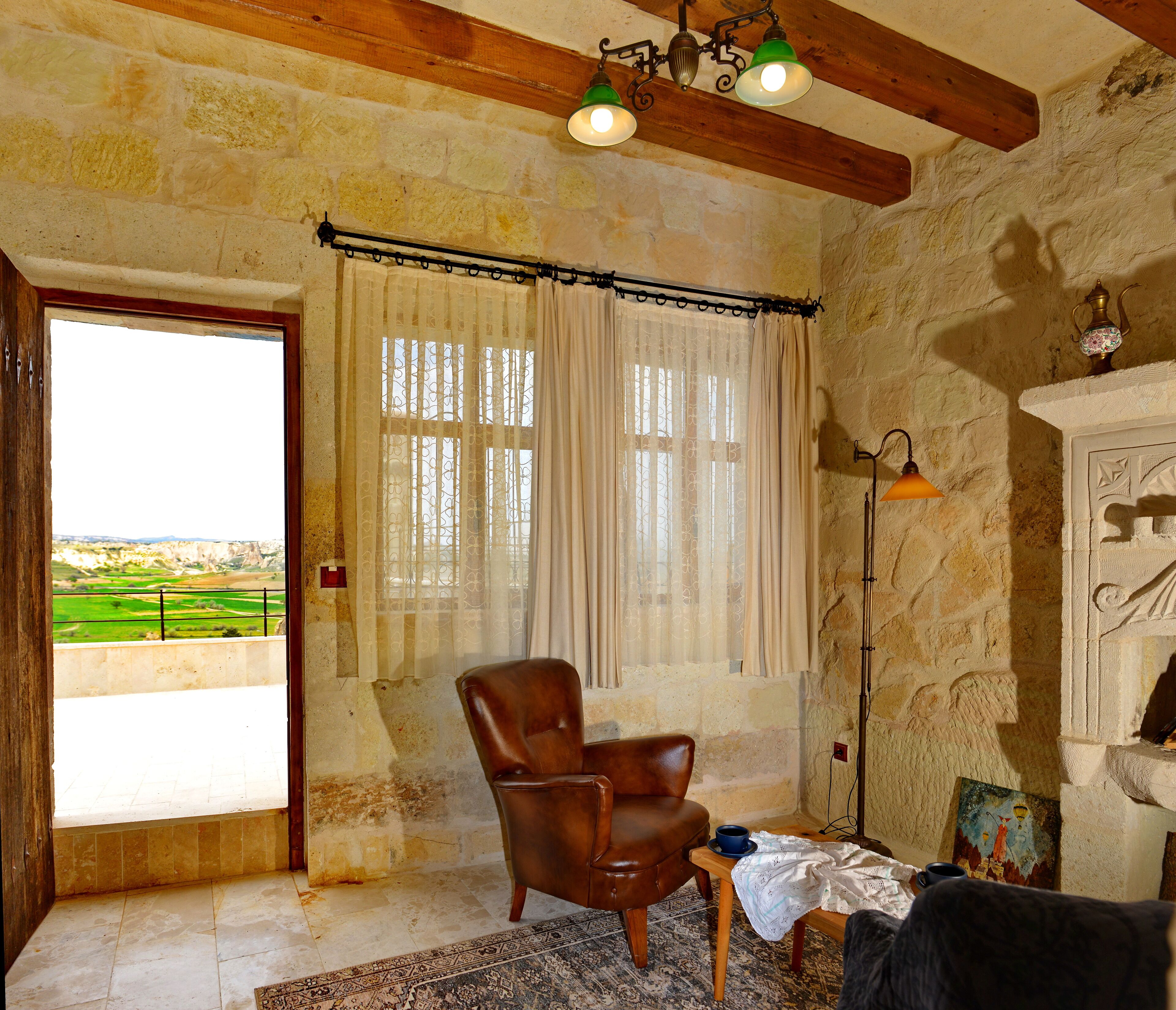 suite with hot tub | 1 bedroom, premium bedding, minibar, in-room safe