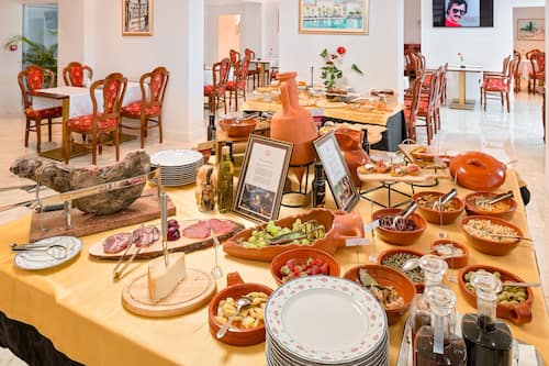 Tägliches inbegriffenes Frühstücksbuffet